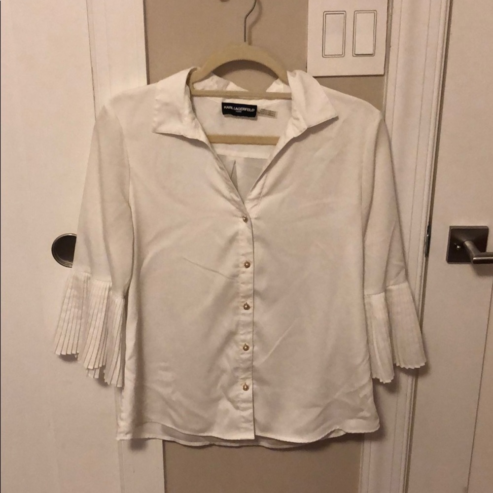 Dress blouse with fun ruffle sleeves